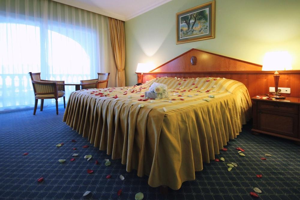 Marina Frapa Resort Rogoznica Рогозница Экстерьер фото