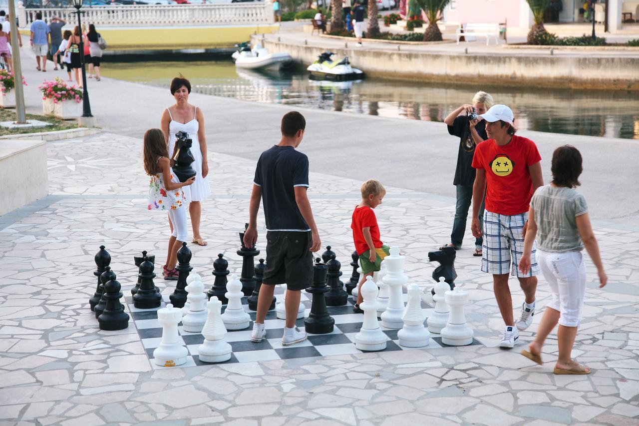 Marina Frapa Resort Rogoznica Рогозница Экстерьер фото