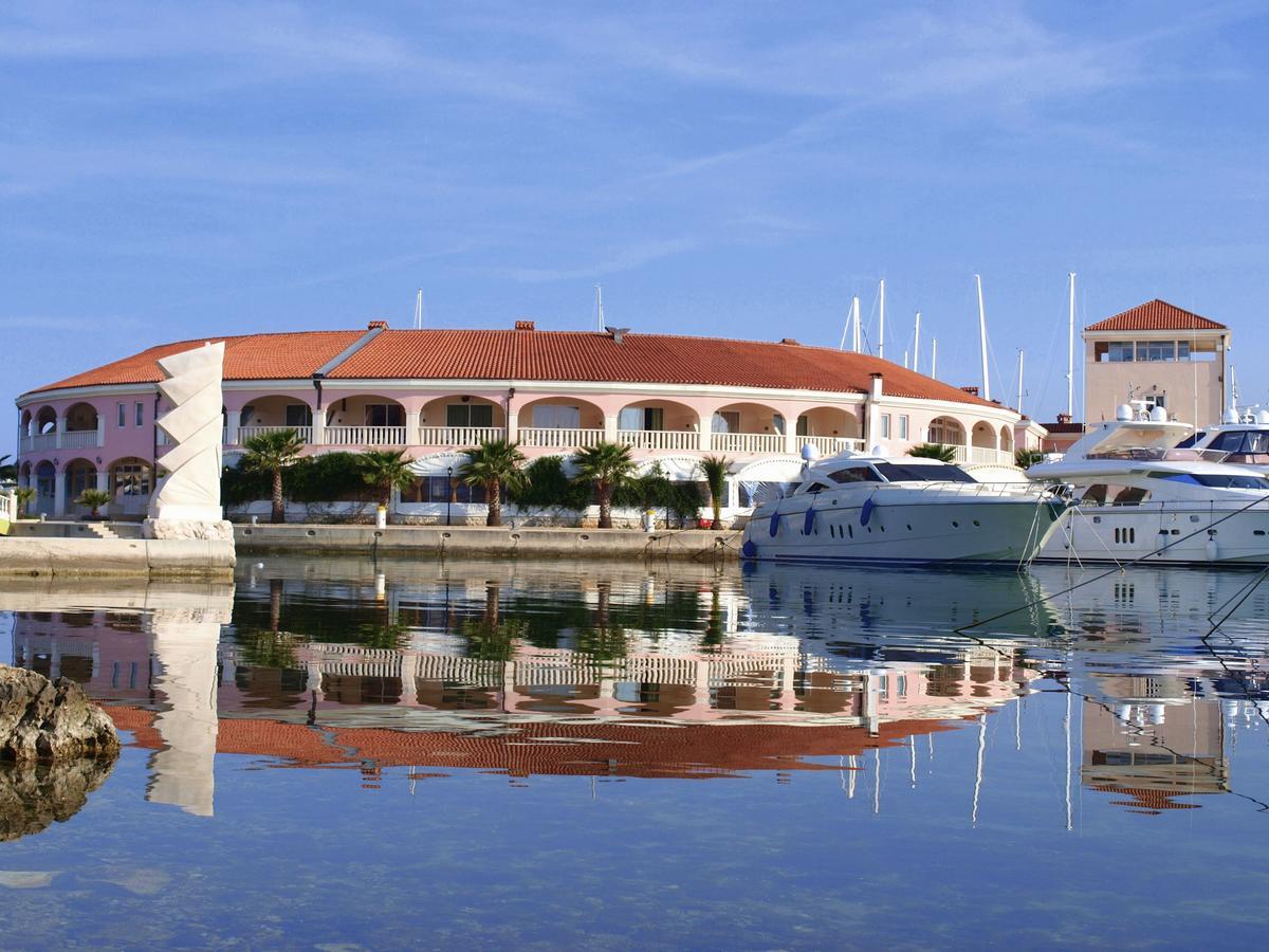 Marina Frapa Resort Rogoznica Рогозница Экстерьер фото