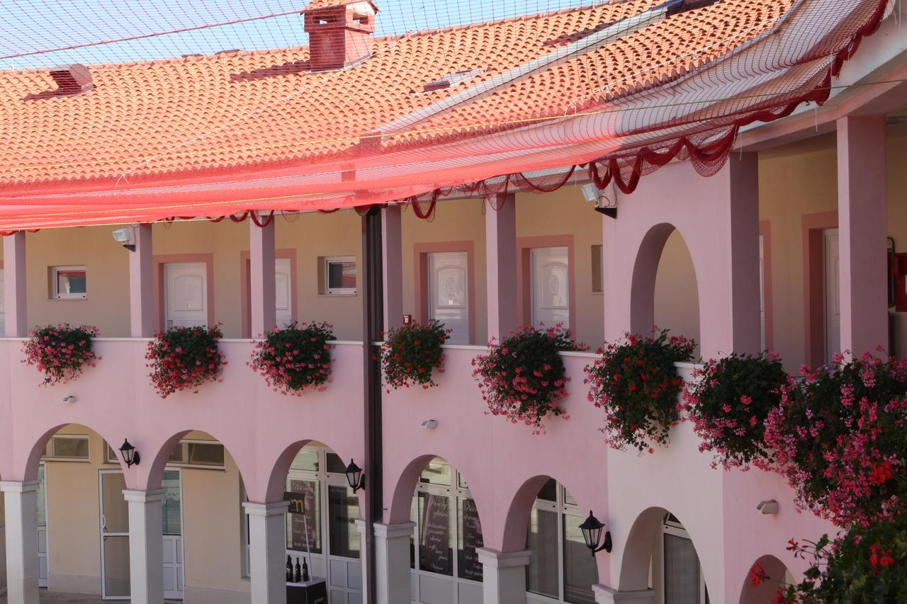 Marina Frapa Resort Rogoznica Рогозница Экстерьер фото